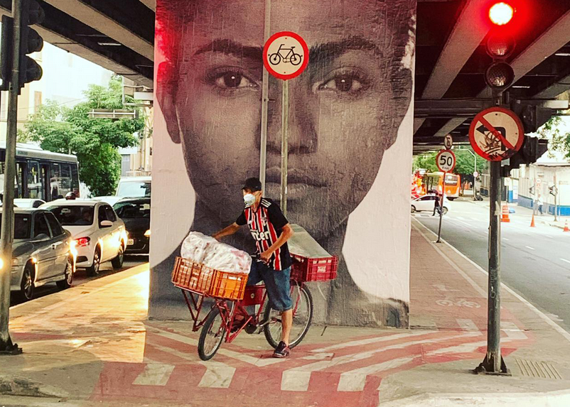 O paradoxo no mercado de trabalho brasileiro